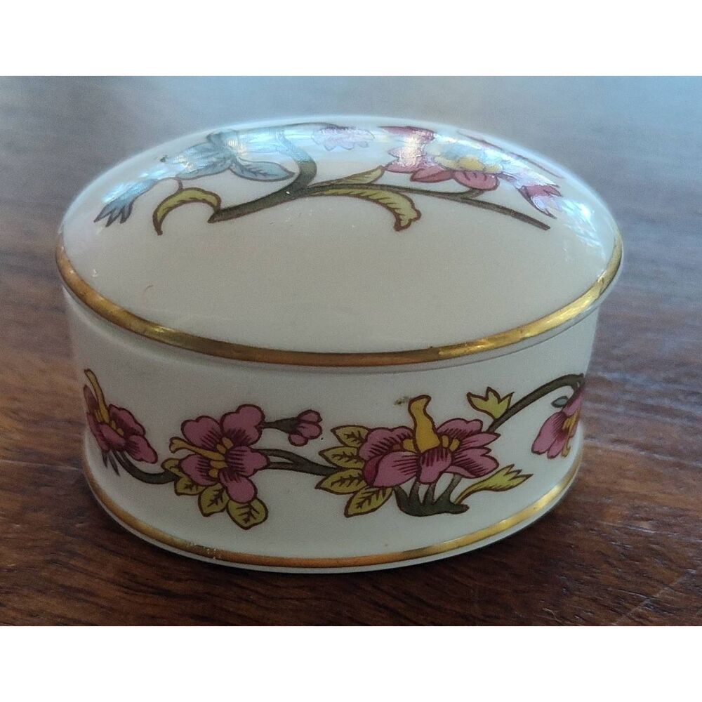 Vintage Aristocrat Bone China oval trinket box of fine bone china floral pattern - Picture 4 of 9